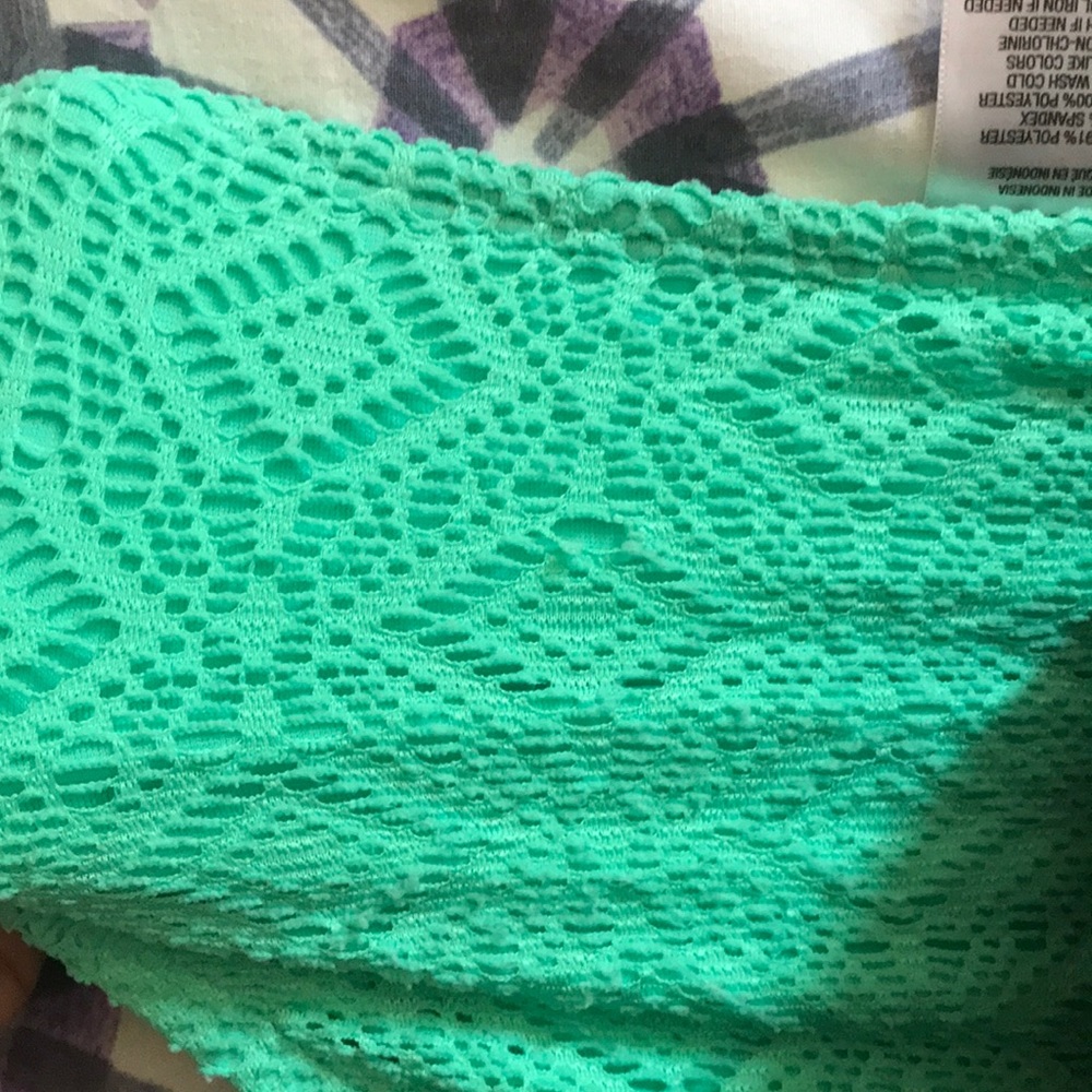 Bikini - Picture 5 of 7